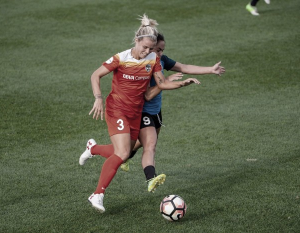 FC Kansas City battle out the last match with a 1-1 draw against the Houston Dash