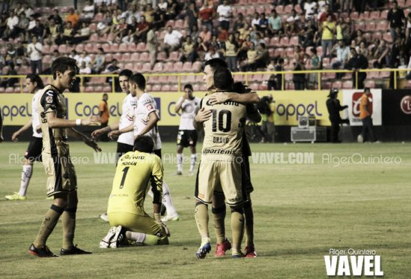 Fotos e imágenes del Dorados 3-0 Leones Negros de la cuarta fecha de la Copa Corona MX