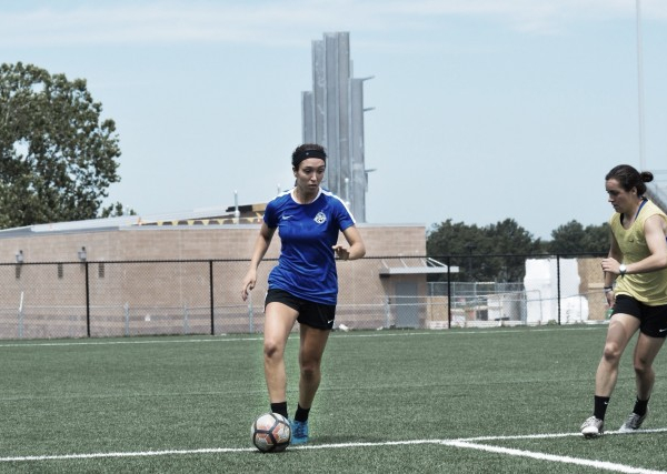 FC Kansas City signs defender Sydney Miramontez