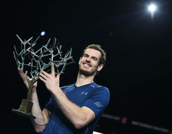 Ranking ATP: Murray spodesta Djokovic, Federer scivola fuori dalla top ten