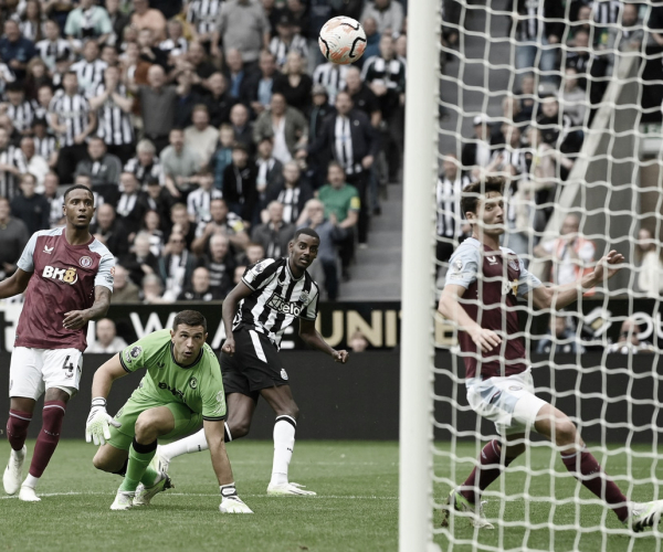Newcastle estreia com goleada pra cima do Aston Villa na Premier League