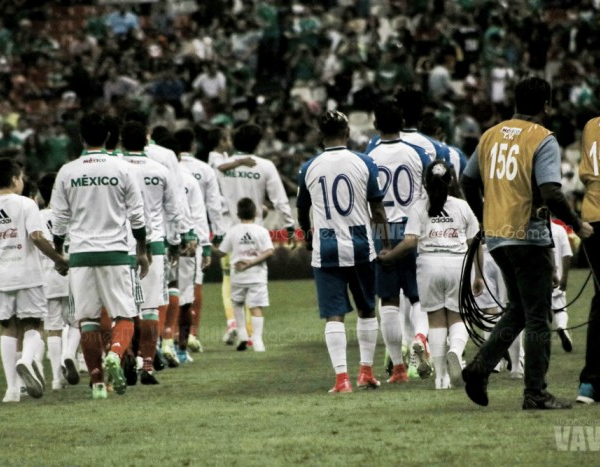 Fotos e imágenes del México 3-0 Honduras del Hexagonal de CONCACAF