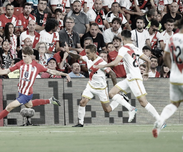 Avassalador, Atlético de Madrid goleia Rayo Vallecano com dois de Morata