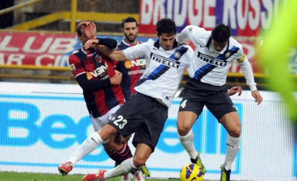A Bologna l'Inter inizia il nuovo corso, con un Campagnaro in più