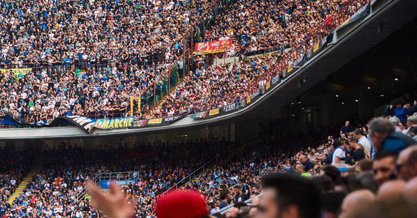 Inter - Quasi 140.000 tifosi tra Barcellona e Genoa
