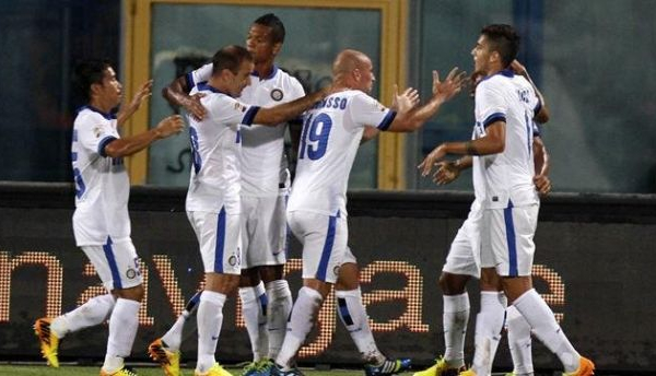 L'Inter annienta il Catania: tripletta cinica al Massimino