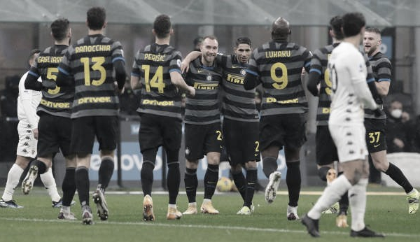 Lukaku marca dois em goleada da Internazionale sobre Benevento