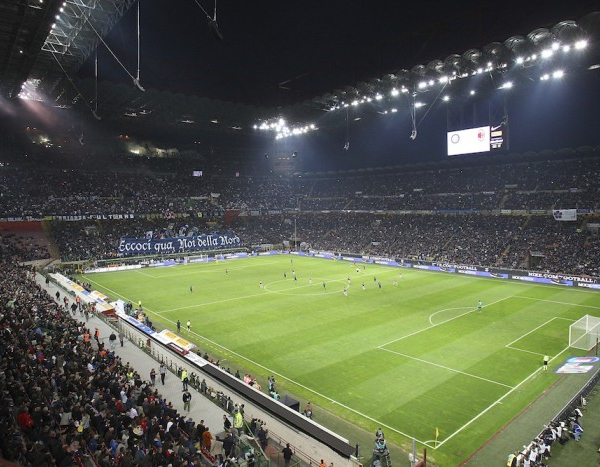 Serie A - Luci a San Siro, le formazioni ufficiali di Inter - Napoli