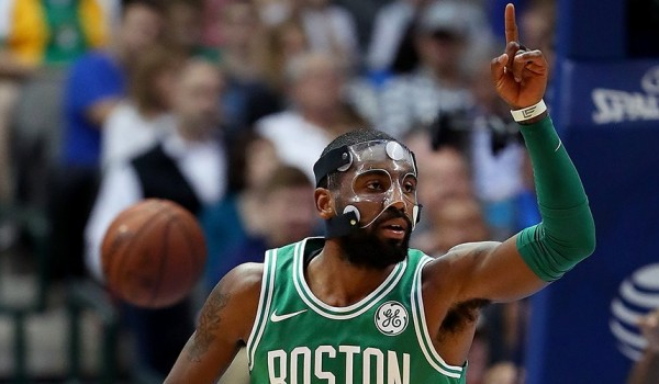 NBA - Irving trascina Boston a Dallas, San Antonio e Washington superano Atlanta e Milwaukee