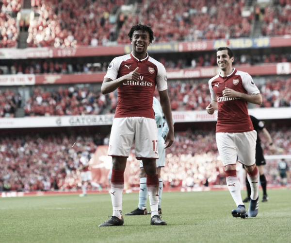 Iwobi zanja los rumores de salida renovando por el Arsenal