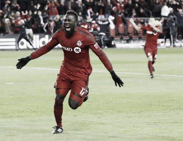 Audi 2016 MLS Cup Playoffs: Late heroics see Toronto FC pick up the win against New York City FC