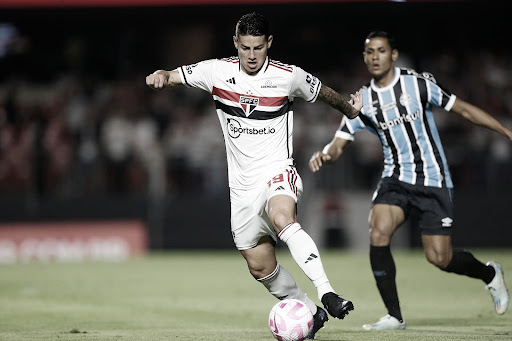James Rodríguez brilha com assistências contra o Grêmio e sonha com vaga no time titular do São Paulo