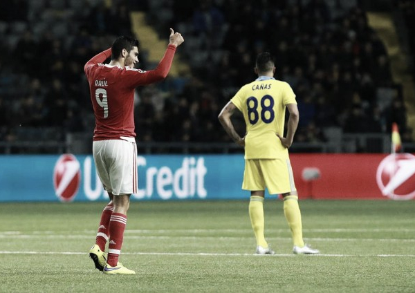 Benfica pode estar a horas do apuramento: Bis de Jiménez dá empate em Astana