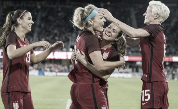 The USWNT end 2017 with win against Canada