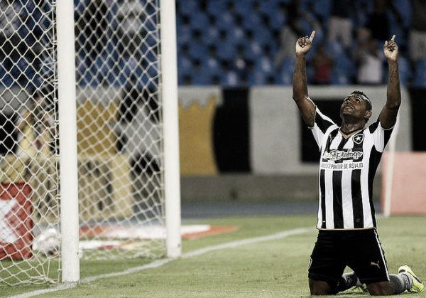 Botafogo duela ante Cabofriense de olho na liderança do Carioca