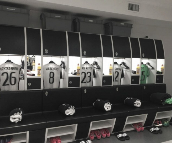 Juventus-Genoa, le formazioni ufficiali: Allegri torna alla finta difesa a tre