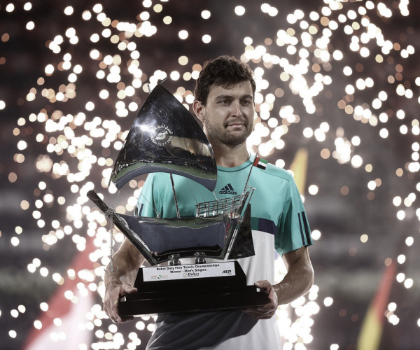 Karatsev logra su primer título ATP en Dubái