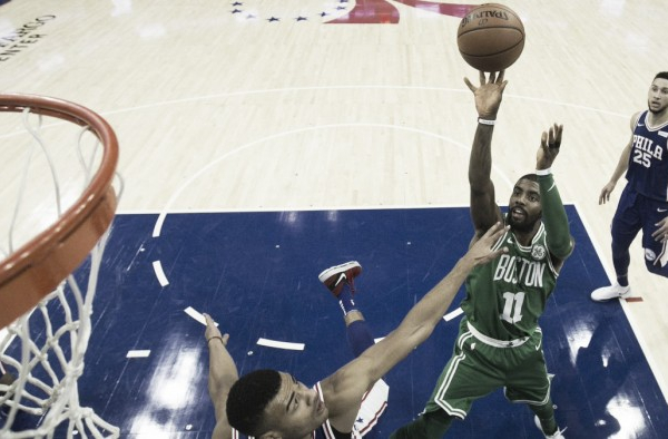 NBA, i Celtics passano a Philadelphia. Charlotte batte gli Hawks
