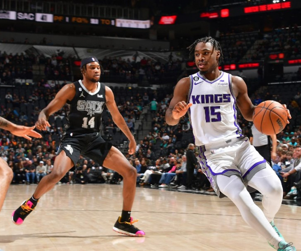 Canastas y resumen del Sacramento Kings 129-120 San Antonio Spurs en NBA 2023