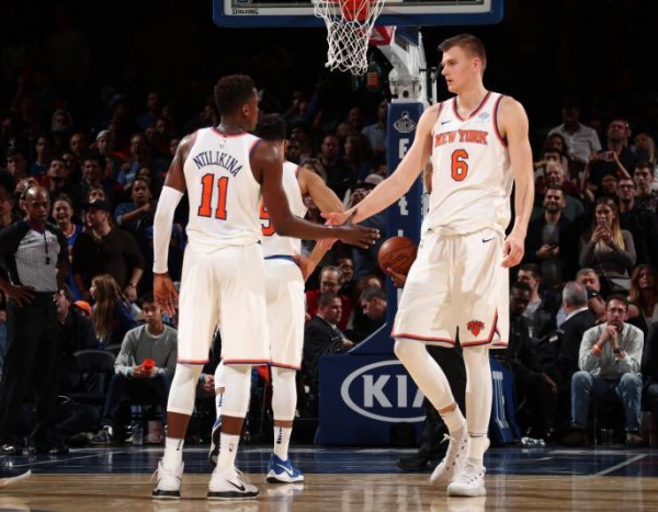 NBA - Porzingis guida i Knicks alla vittoria sui Nets; affermazione casalinga per i Bulls contro gli Heat