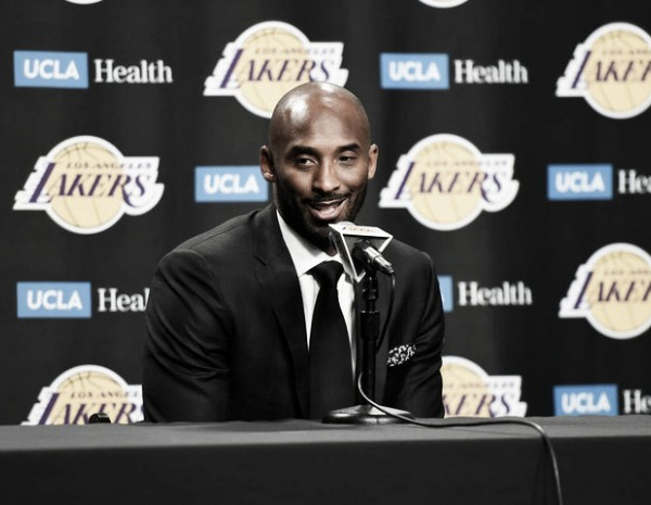 Bryant pide paciencia a los aficionados de los Lakers