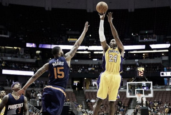 Kobe spettacolare, ma i Lakers cedono ai Suns