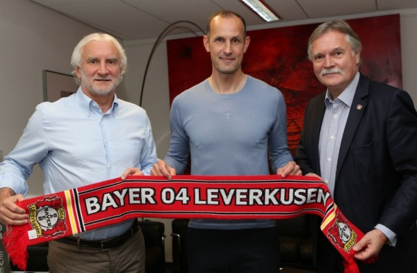 Heiko Herrlich takes over at Bayer Leverkusen