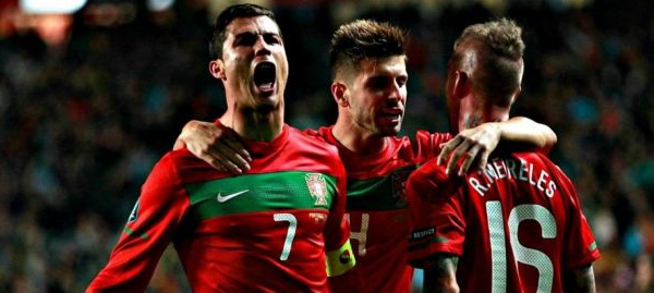 Il vero Dio è Ronaldo: Portogallo qualificato!