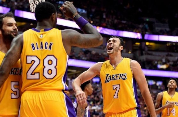 NBA Preseason 2016 - Buono l'esordio dei Lakers di Walton. Si riscatta Golden State
