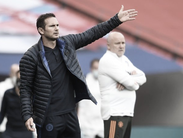 Lampard se impressiona com exibição do Chelsea contra Man United: "Controlamos o jogo" 