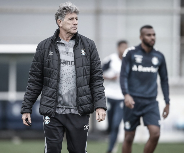 Renato Gaúcho mantém cautela na briga pelo acesso: "Vamos jogo a jogo"