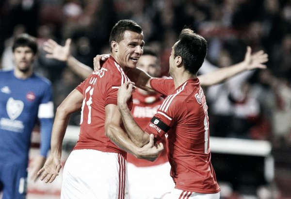 Jonas com sumo de Lima na Liga: parceria do Benfica soma 18 golos