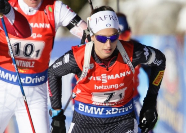 Biathlon, inseguimento donne Le Grand Bornard: è podio per Lisa Vittozzi. Vince Dahlmeier su Kuzmina
