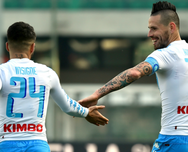 Serie A: il Napoli espugna il Bentegodi. Hamsik trova il gol n.110 (1-3)