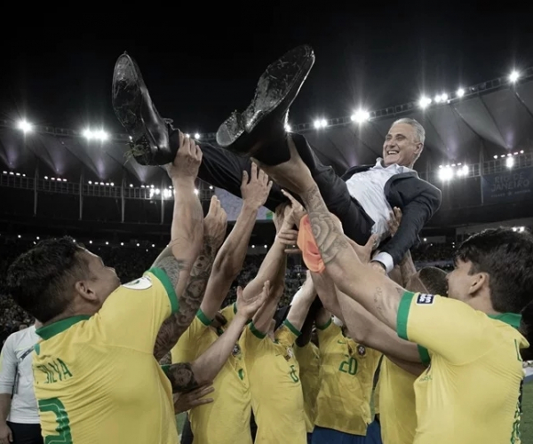 Após primeiro título pelo Brasil, Tite afirma: "Me tornei técnico da Seleção hoje"