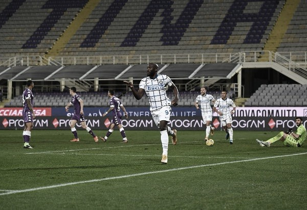 Lukaku marca na prorrogação, Internazionale elimina Fiorentina e avança na Copa da Itália