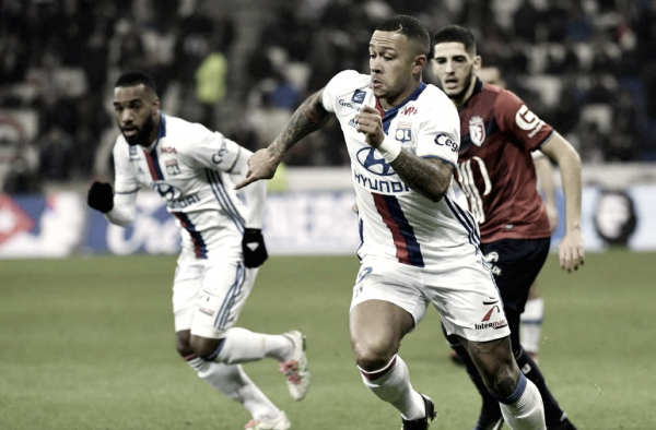 Lille vence 2-1 a un Lyon fuerte, pero superado