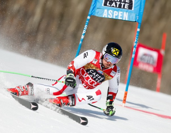 Sci Alpino, Aspen - Gigante maschile, 2° manche: Hirscher non fa sconti, secondo Neureuther. Quinto Eisath