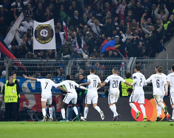 Champions League - Il Paris Saint Germain spreca, Meunier lo salva in zona Cesarini: 1-2 a Basilea