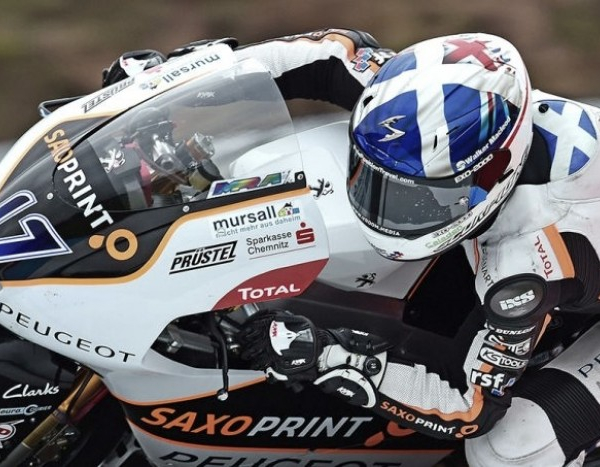 Moto3, Brno: prima vittoria per McPhee, zero punti per Binder