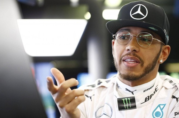 F1, Hamilton: "Eccitante lottare con la Ferrari"