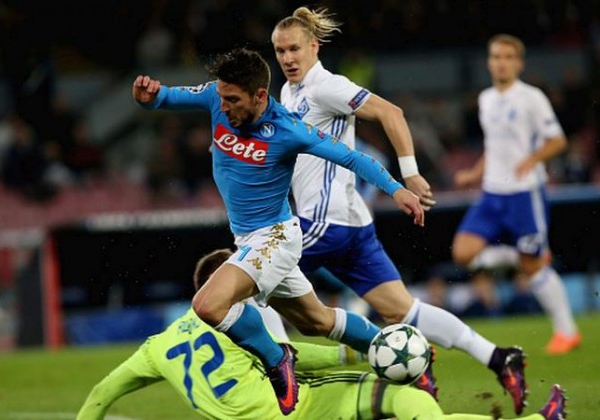Champions League: il Napoli attacca ma non sfonda, 0-0 con la Dinamo  Kiev al San Paolo