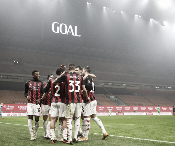 Em jogo espetacular, Milan supera Lazio no fim e segue na liderança invicta da Serie A