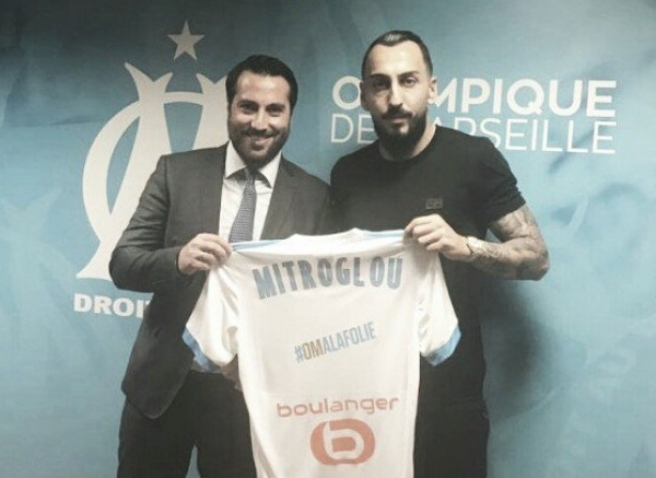 Olympique de Marseille oficializa chegada do atacante grego Mitroglou, ex-Benfica