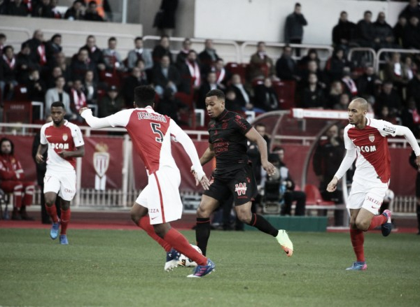 Ligue 1 - Il Monaco tenta la fuga: battuto il Nizza 3-0 nello scontro al vertice