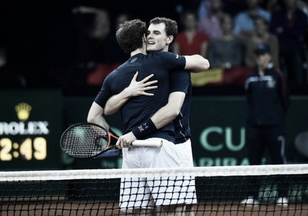 Davis Cup, Andy Murray: "Fantastico vincere con Jamie". Goffin: "Non è finita"