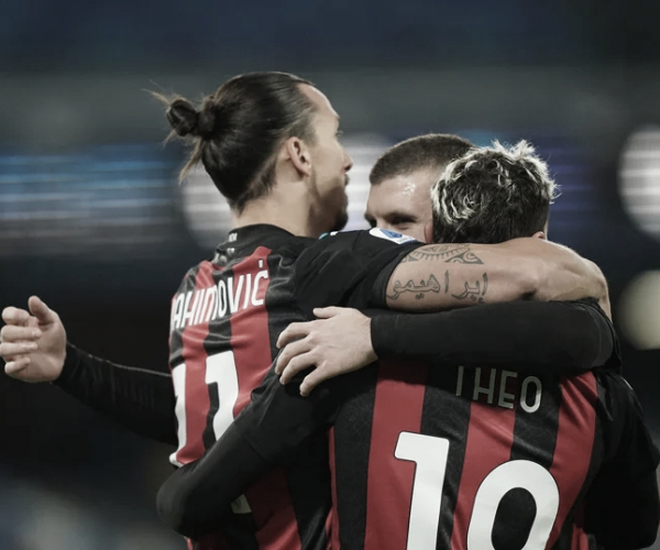 Ibrahimovic marca duas vezes, Milan vence Napoli e segue na liderança do Campeonato Italiano