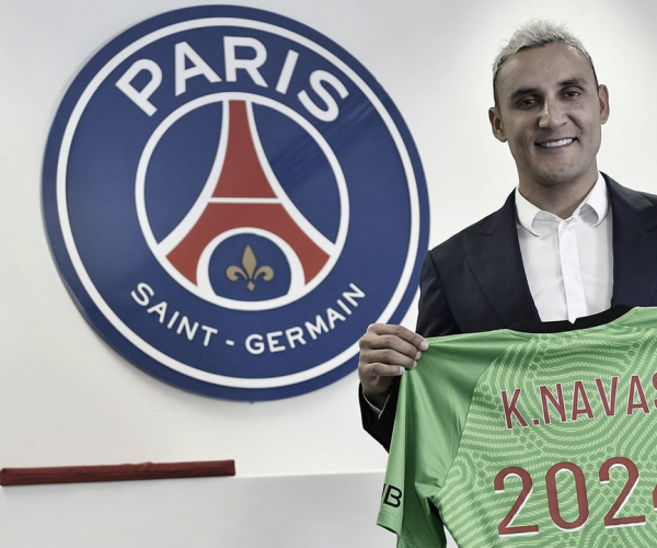 Paris Saint-Germain oficializa extensão de contrato do goleiro Keylor Navas até 2024