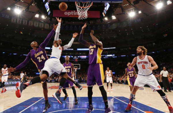 New York Knicks Defeat Los Angeles Lakers For First Home Victory