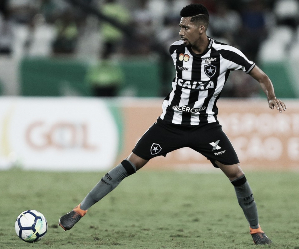 Notas: Matheus Fernandes domina meio-campo e é destaque do Botafogo contra Palmeiras